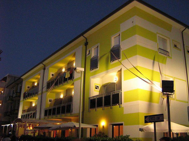 Hotel Dream Rimini Bagian luar foto