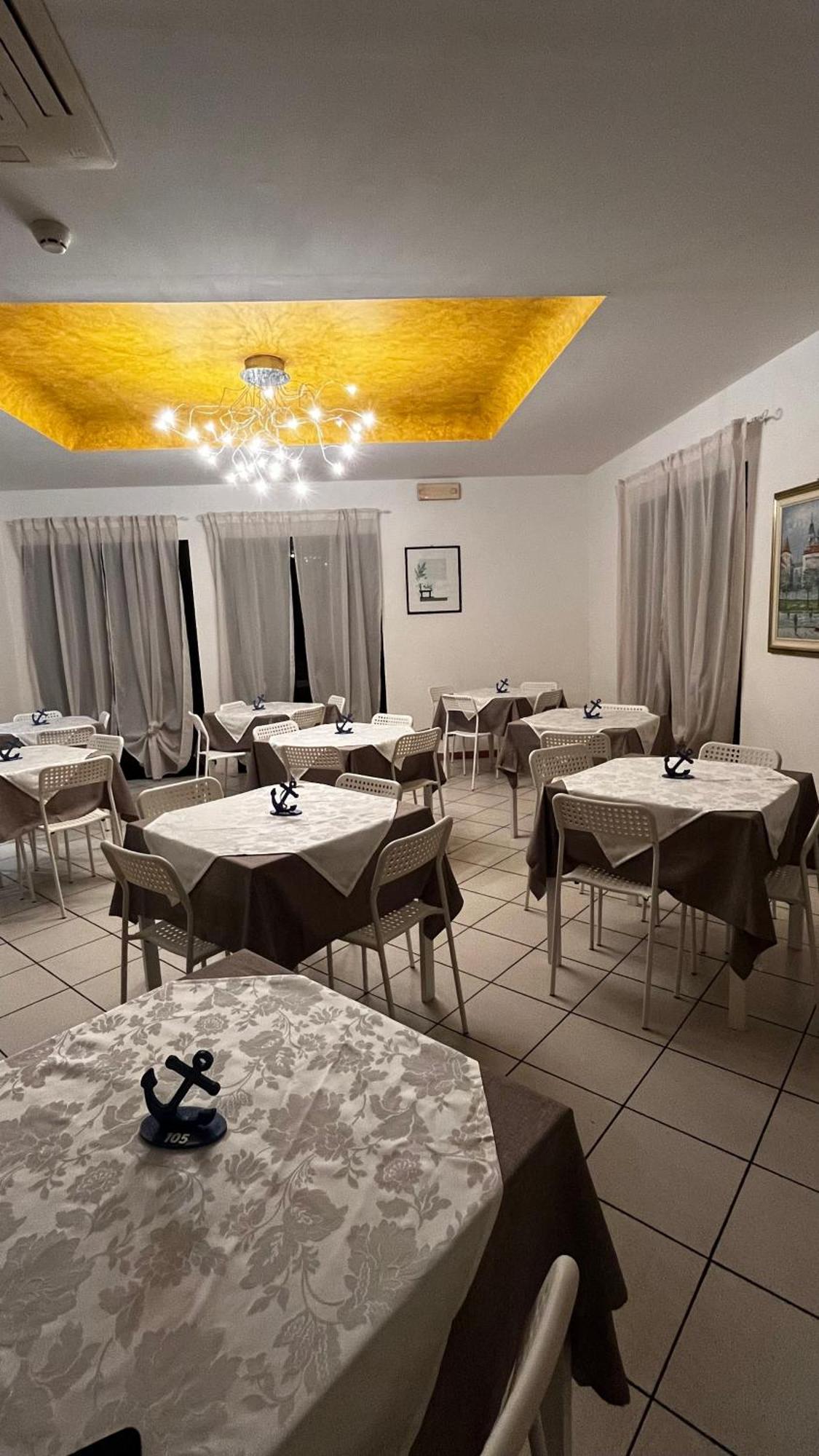 Hotel Dream Rimini Bagian luar foto